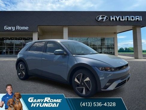New 2026 Hyundai Ioniq 5 SE AWD/4WD image 2