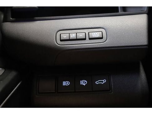 New 2026 Subaru Uncharted AWD image 42