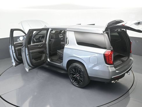 Used 2024 GMC Yukon XL Denali RWD image 81