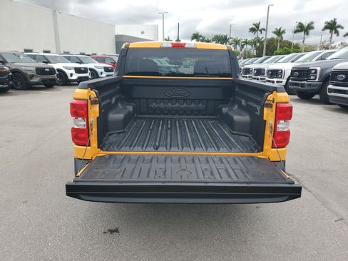 Used 2022 Ford Maverick XLT image 28