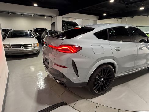 Used 2024 BMW X6 xDrive40i w/ Premium Package AWD/4WD image 6