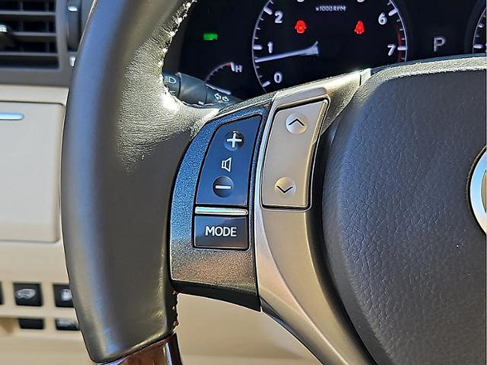 Used 2014 Lexus RX 350 AWD w/ Navigation Package image 19