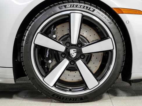 New 2026 Porsche 911 Carrera 4S image 33