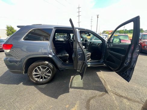 Used 2019 Jeep Grand Cherokee Limited image 26