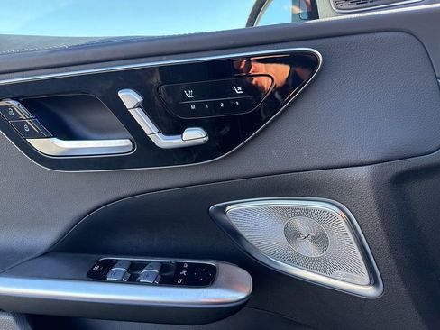 Used 2024 Mercedes-Benz C 300 Sedan image 10