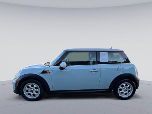 Used 2013 MINI Cooper Hardtop image 2