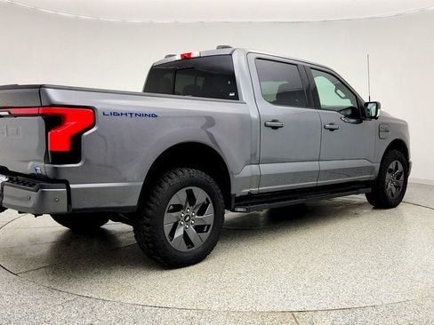 Used 2022 Ford F150 Lightning Lariat AWD/4WD image 5