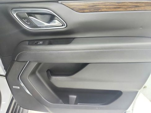 Used 2023 Chevrolet Suburban Premier RWD image 49