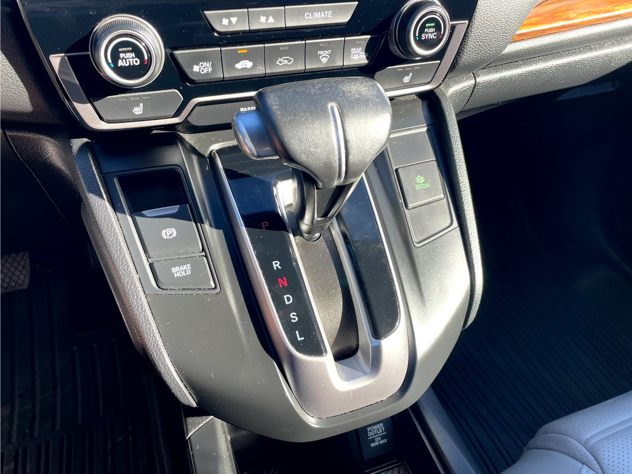 Used 2018 Honda CR-V Touring image 17