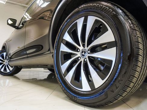 Used 2025 Mercedes-Benz GLE 450e 4MATIC image 38