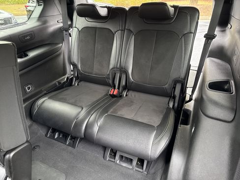 Used 2024 Jeep Grand Cherokee L Laredo image 18