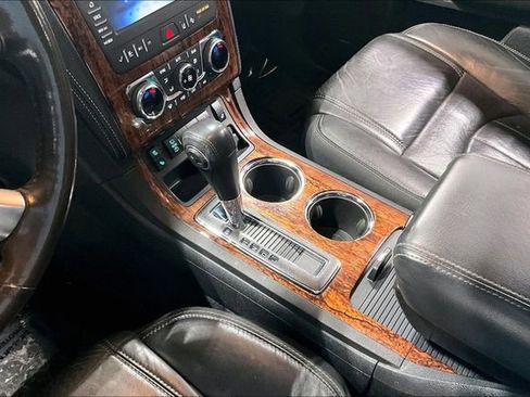 Used 2014 Chevrolet Traverse LTZ image 17