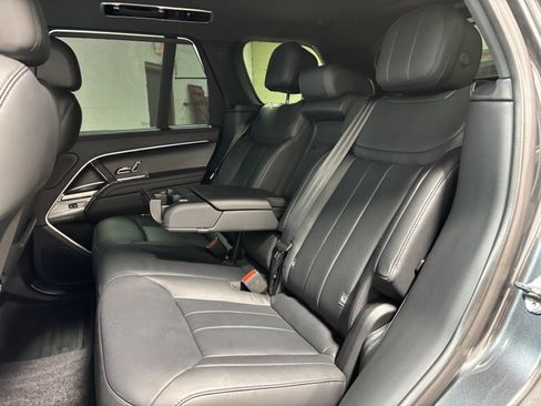Used 2025 Land Rover Range Rover SE AWD/4WD image 26