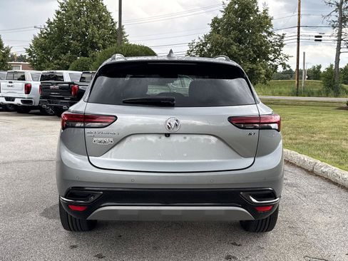 Used 2023 Buick Envision Essence w/ Sport Touring Package AWD/4WD image 10