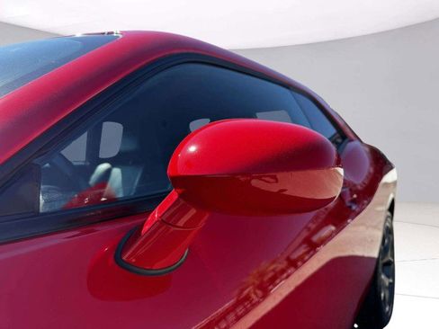 Used 2019 Dodge Challenger SXT w/ Plus Package image 12