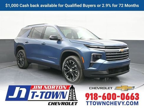 New 2026 Chevrolet Traverse LT w/ Sun and Wheel Package image 1