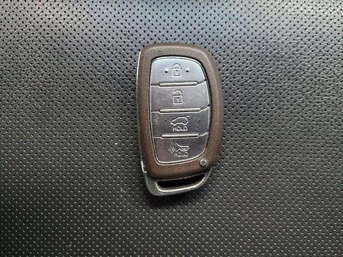 Used 2016 Hyundai Tucson Limited w/ Option Group 03 image 32