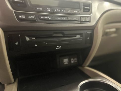 Used 2019 Honda Pilot EX-L image 29