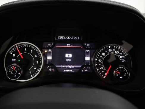 Used 2021 RAM 2500 Laramie image 10