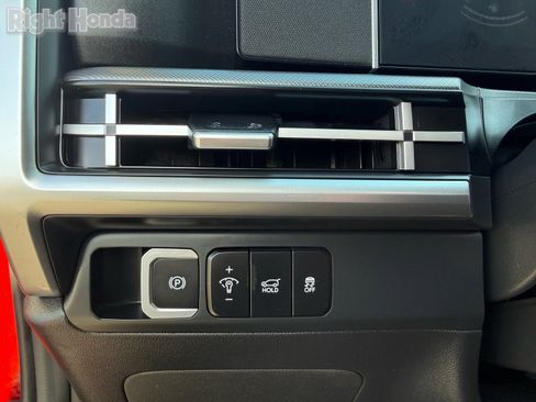 Used 2024 Hyundai Santa Fe SEL image 14