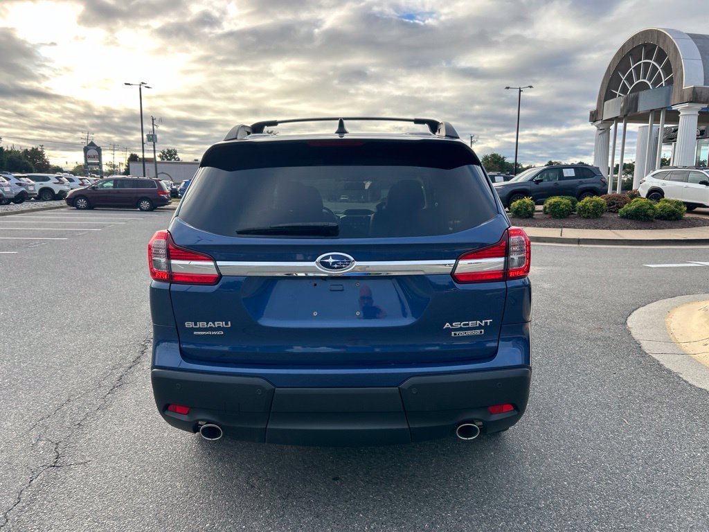 Used 2019 Subaru Ascent Touring w/ Popular Package #3 AWD/4WD image 4