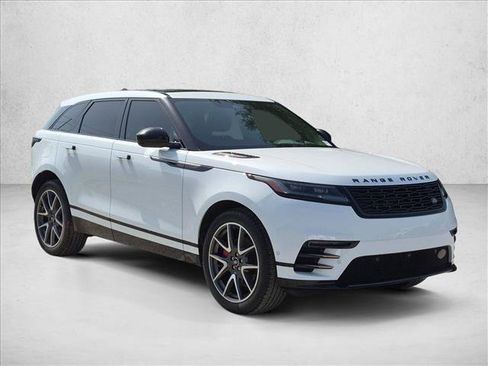 Used 2025 Land Rover Range Rover Velar Dynamic SE AWD/4WD image 3