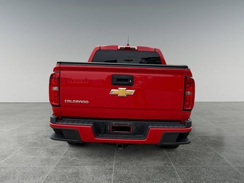 Used 2015 Chevrolet Colorado Z71 AWD/4WD image 4
