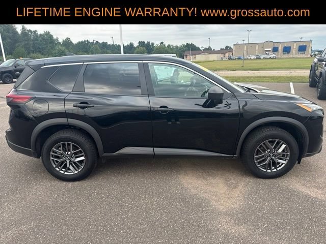 Used 2024 Nissan Rogue S AWD/4WD image 10