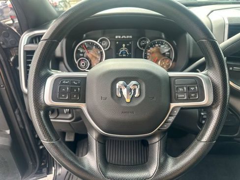 Used 2022 RAM 2500 Big Horn w/ Cold Weather Group AWD/4WD image 16