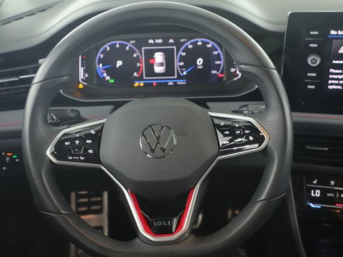Used 2025 Volkswagen Jetta GLI Autobahn image 19