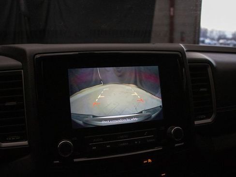 Used 2024 Nissan Frontier SV w/ SV Convenience Package image 34