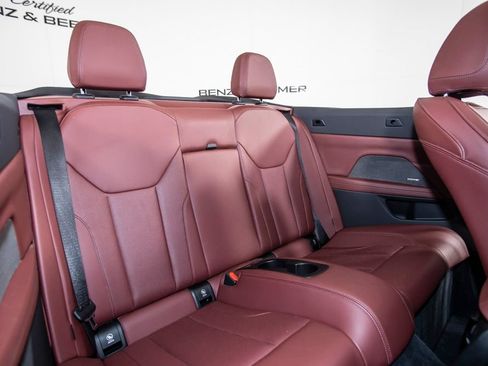 Used 2022 BMW M440i Convertible RWD image 46