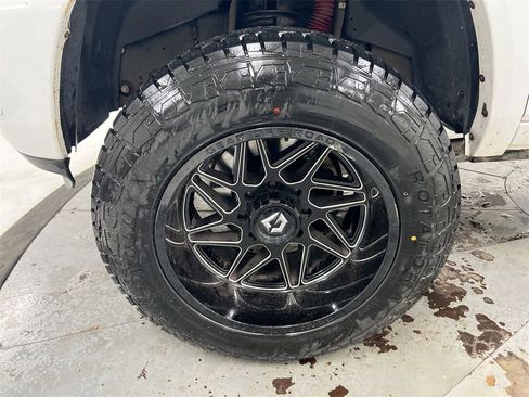 Used 2017 RAM 2500 Laramie w/ Sport Appearance Group image 25