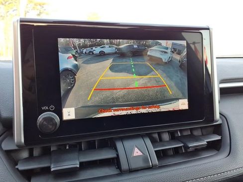 Used 2023 Toyota RAV4 XLE w/ Convenience Package image 20