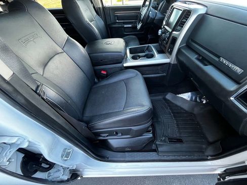 Used 2016 RAM 1500 Laramie w/ Convenience Group AWD/4WD image 21