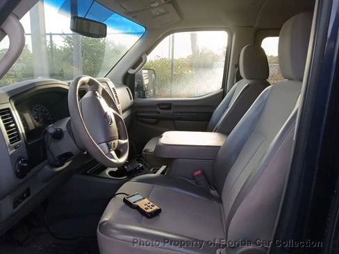 Used 2013 Nissan NV 3500 SV w/ Tow Pkg image 5
