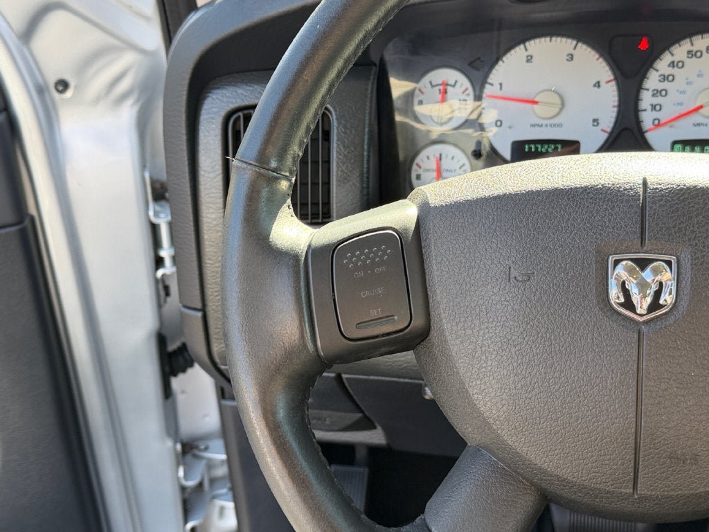 Used 2004 Dodge Ram 3500 Truck SLT w/ Trailer Tow Group AWD/4WD image 16