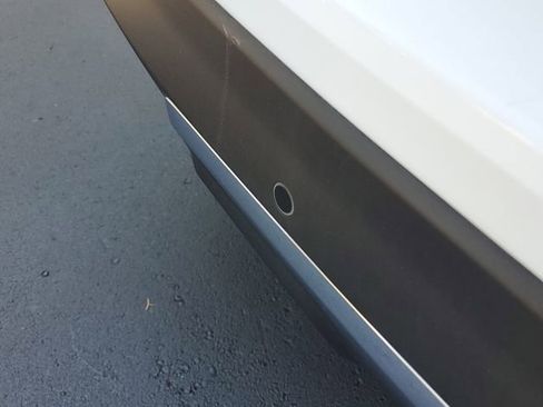 Certified 2023 Chevrolet Equinox LT image 6