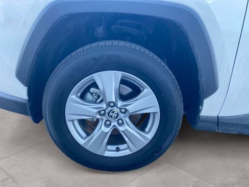 Used 2025 Toyota RAV4 XLE image 14