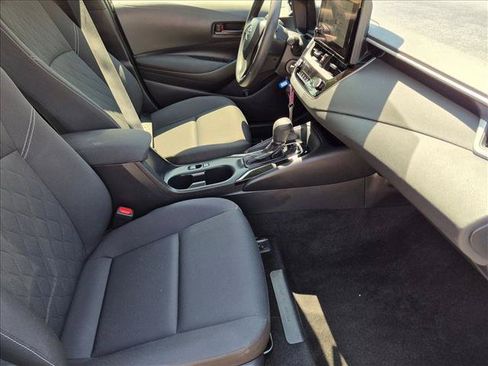 Used 2024 Toyota Corolla LE AWD/4WD image 19