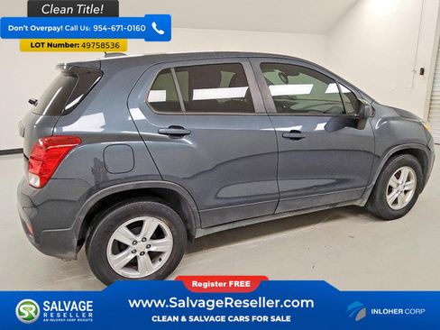 Used 2021 Chevrolet Trax LS w/ Tint and Cruise Package FWD image 4