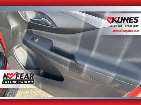 Used 2024 Buick Envista Preferred w/ Advanced Safety Package image 47