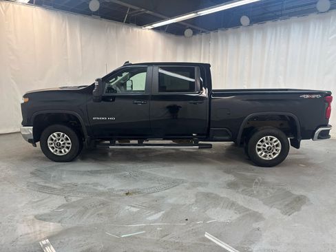 Certified 2025 Chevrolet Silverado 2500 LT w/ Convenience Package image 2