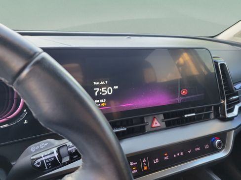 Certified 2023 Kia Sportage EX FWD image 18