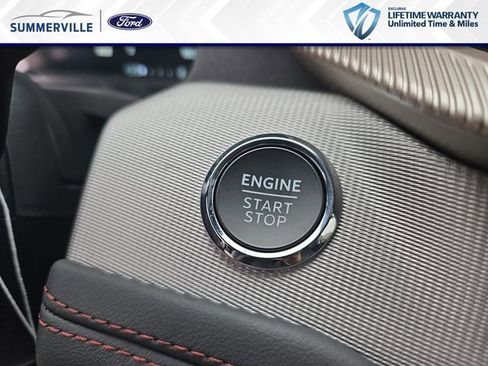 New 2026 Ford Explorer Active w/ Active Comfort Package AWD/4WD image 32