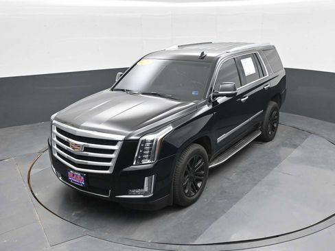 Used 2018 Cadillac Escalade 4WD image 23