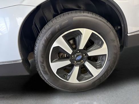 Used 2017 Subaru Forester 2.5i Limited w/ Popular Package #2 image 38