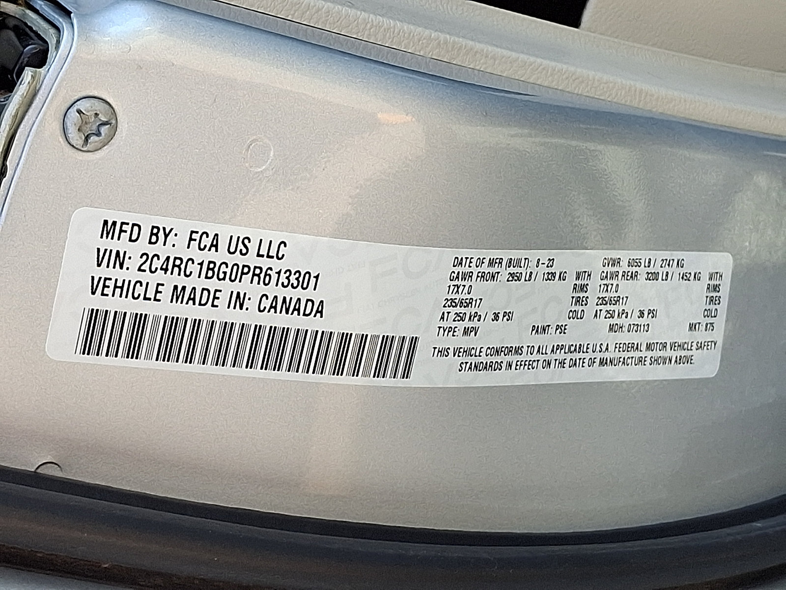 Used 2023 Chrysler Pacifica Touring-L FWD image 27