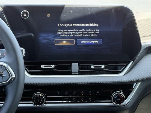 New 2026 Chevrolet Equinox LT FWD image 15