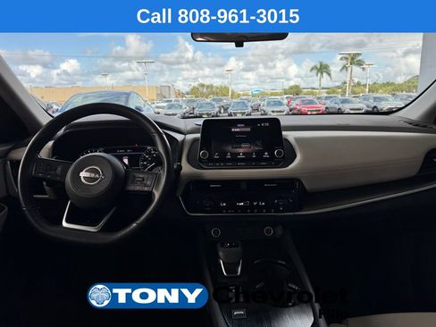 Used 2022 Nissan Rogue SV w/ SV Premium Package FWD image 12